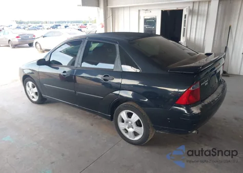 2007 Ford Focus Zx4/S/Se/Ses from USA, damaged, VIN 1FAHP34N87W247124